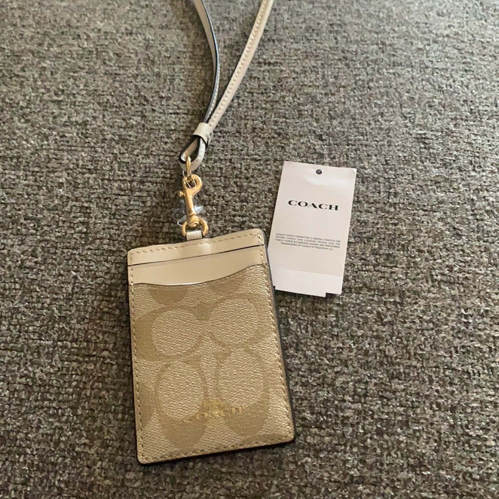 Khaki coach lanyard